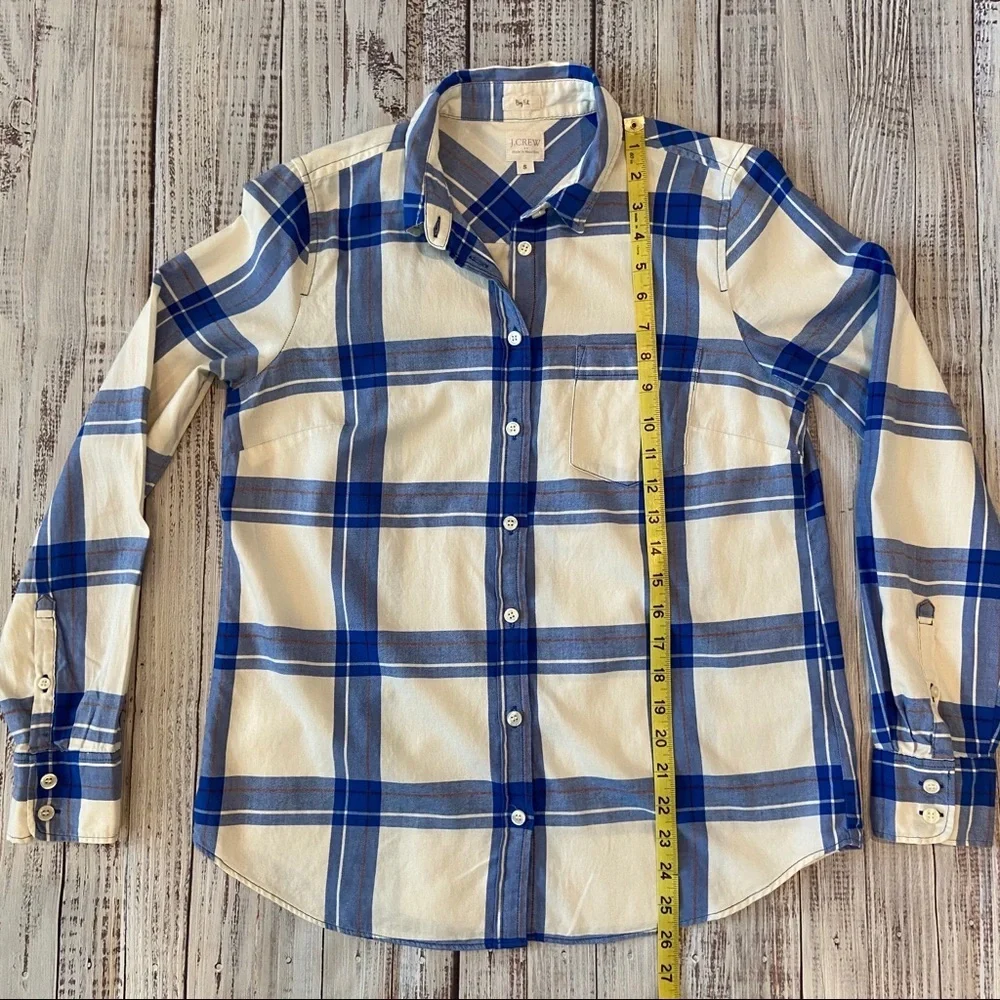 J. Crew Blue and White Plaid Long Sleeve Top. Size Small. EUC
